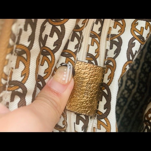 Authentic Gucci Canvas Shoulder bag - Picture 11 of 12